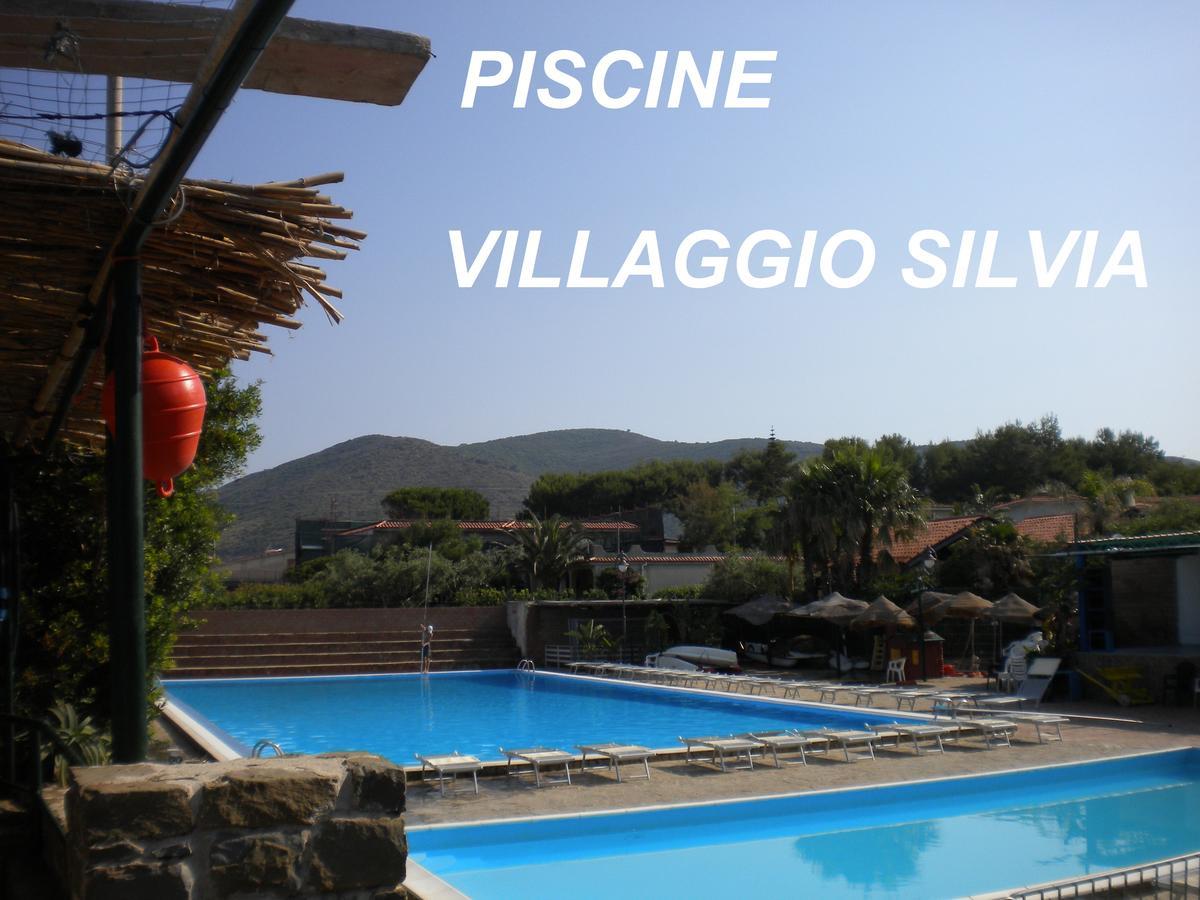 Residence Serrone Santa Maria di Castellabate Buitenkant foto